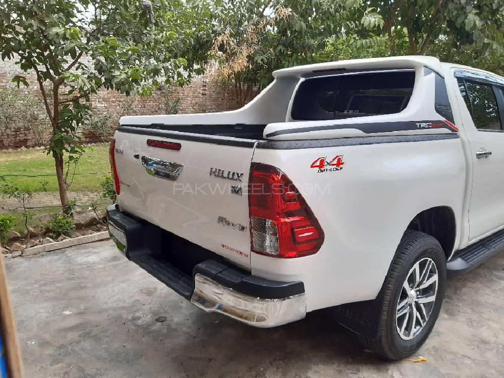 Toyota Hilux 2020 for Sale in Peshawar Toyota Hilux 2020 for Sale in Peshawar Image-7