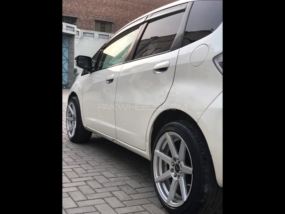 Honda Fit 2011 for Sale in Gujranwala Honda Fit 2011 for Sale in Gujranwala Image-5