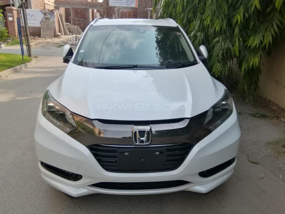 Honda Vezel 2016 for Sale in Lahore Image-1