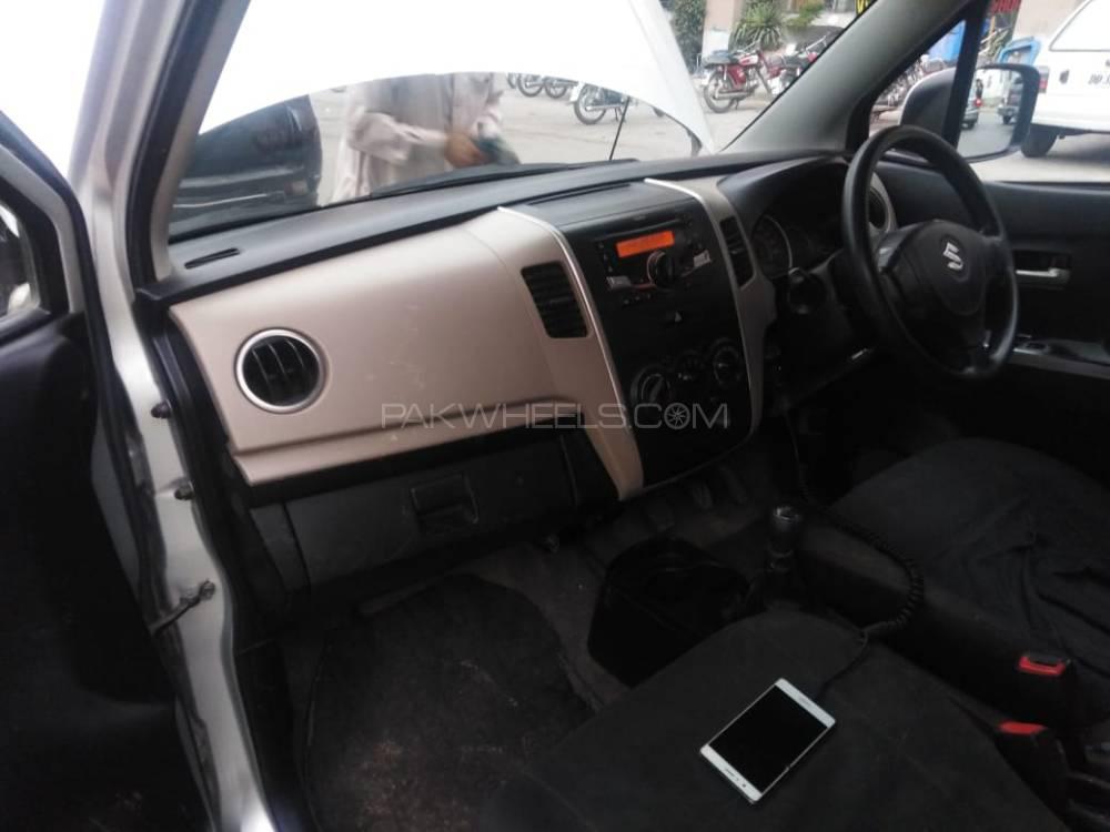 Suzuki Wagon R 2015 for Sale in Rawalpindi Suzuki Wagon R 2015 for Sale in Rawalpindi Image-7
