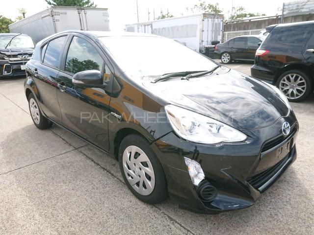 Toyota Aqua 2016 for Sale in Karachi Image-1