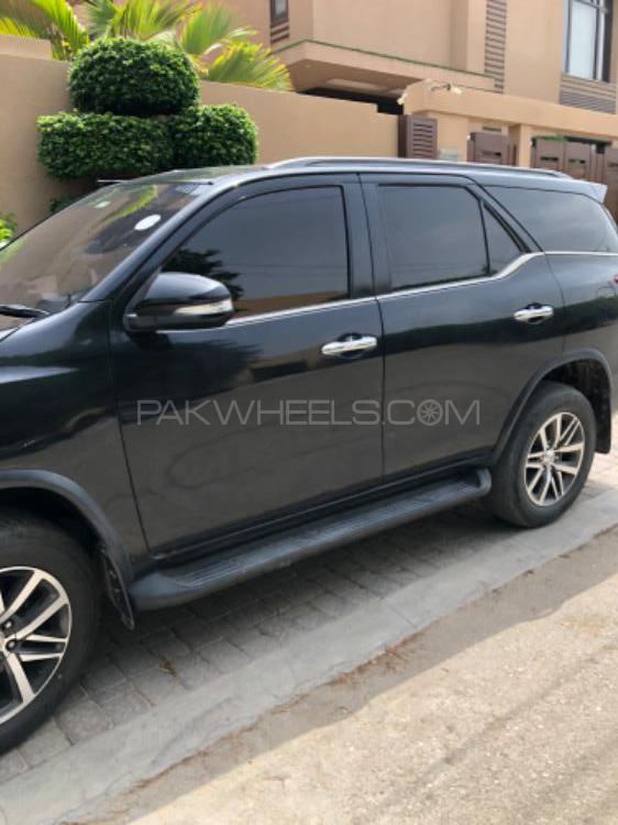 Toyota Fortuner 2017 for Sale in Karachi Toyota Fortuner 2017 for Sale in Karachi Image-3