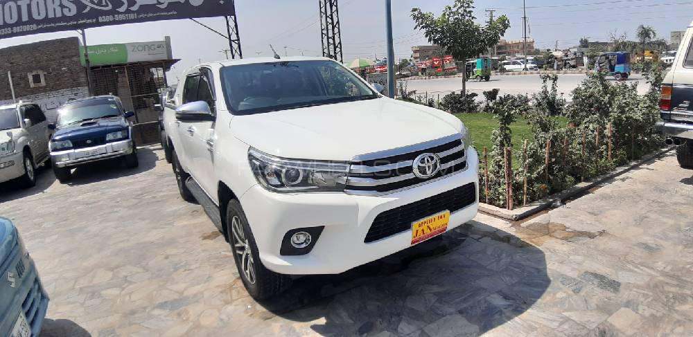 Toyota Hilux 2018 for Sale in Peshawar Image-1