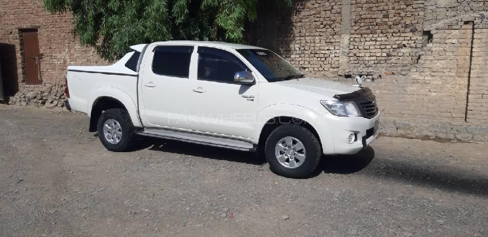 Toyota Hilux 2013 for Sale in D.G.Khan Image-1