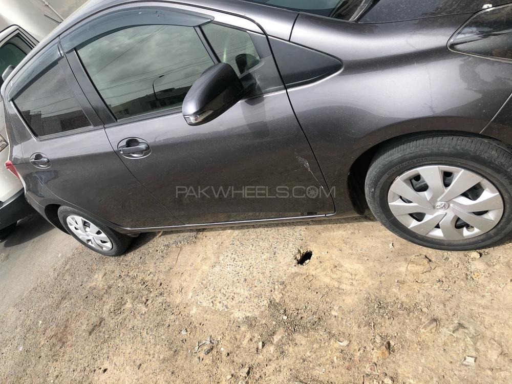 Toyota Vitz 2016 for Sale in Karachi Image-1