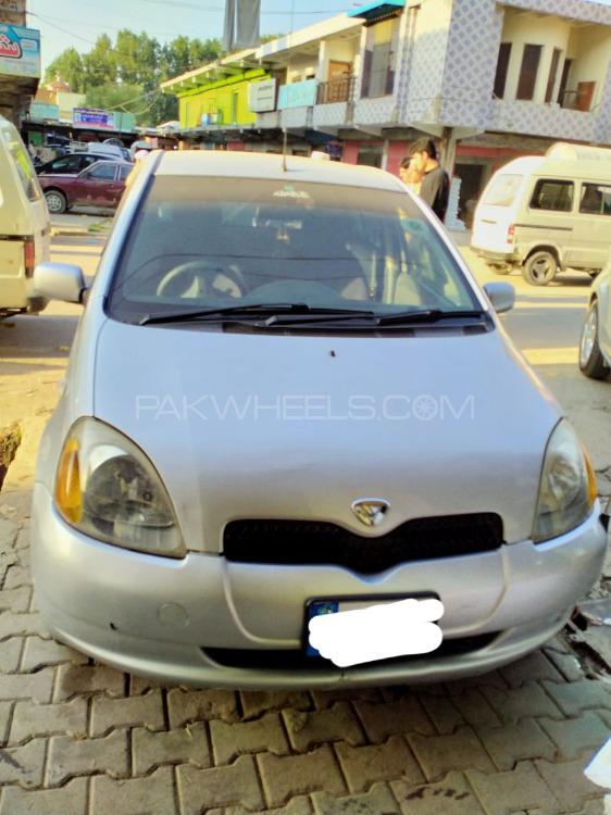 Toyota Vitz 2001 for Sale in Abbottabad Image-1