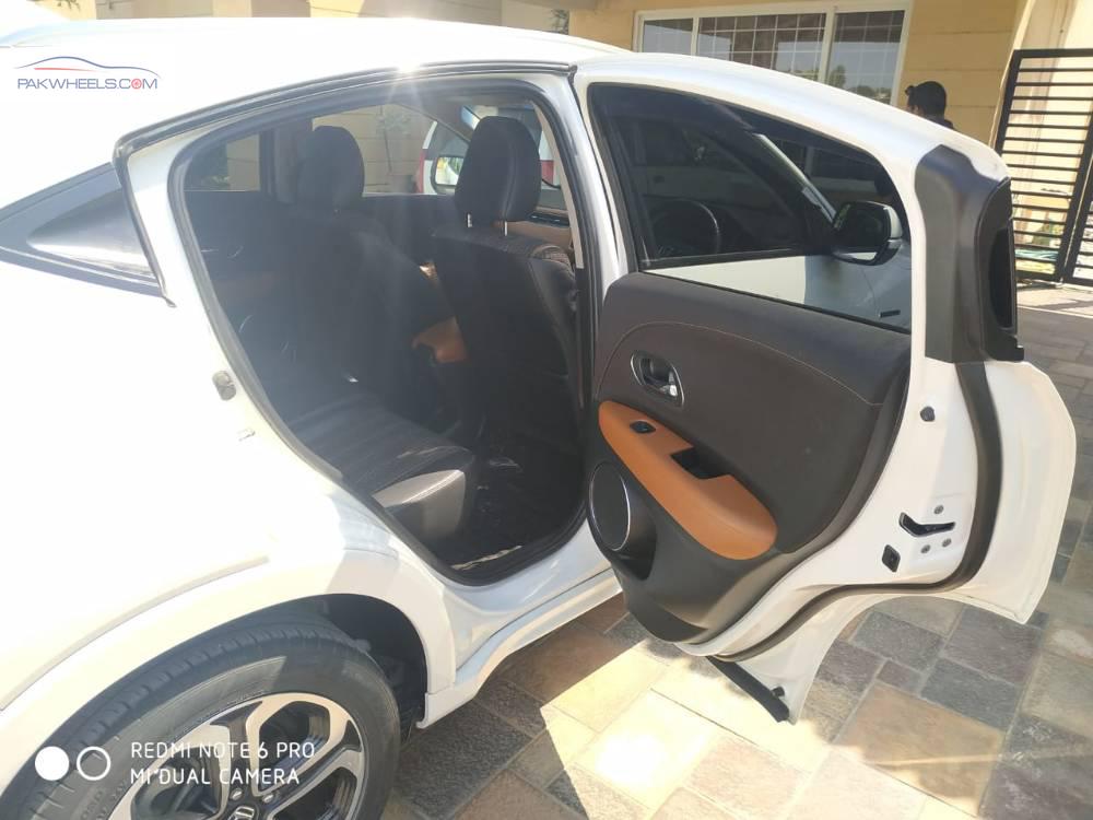 Honda Vezel 2016 for Sale in Islamabad Honda Vezel 2016 for Sale in Islamabad Image-14
