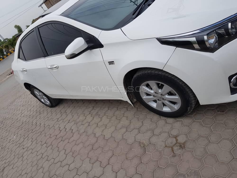 Toyota Corolla 2017 for Sale in Peshawar Toyota Corolla 2017 for Sale in Peshawar Image-3