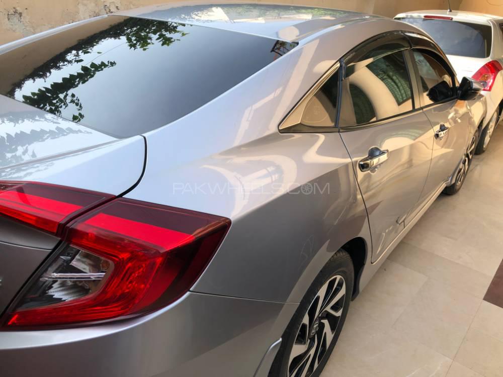 Honda Civic 2017 for Sale in Lahore Honda Civic 2017 for Sale in Lahore Image-12