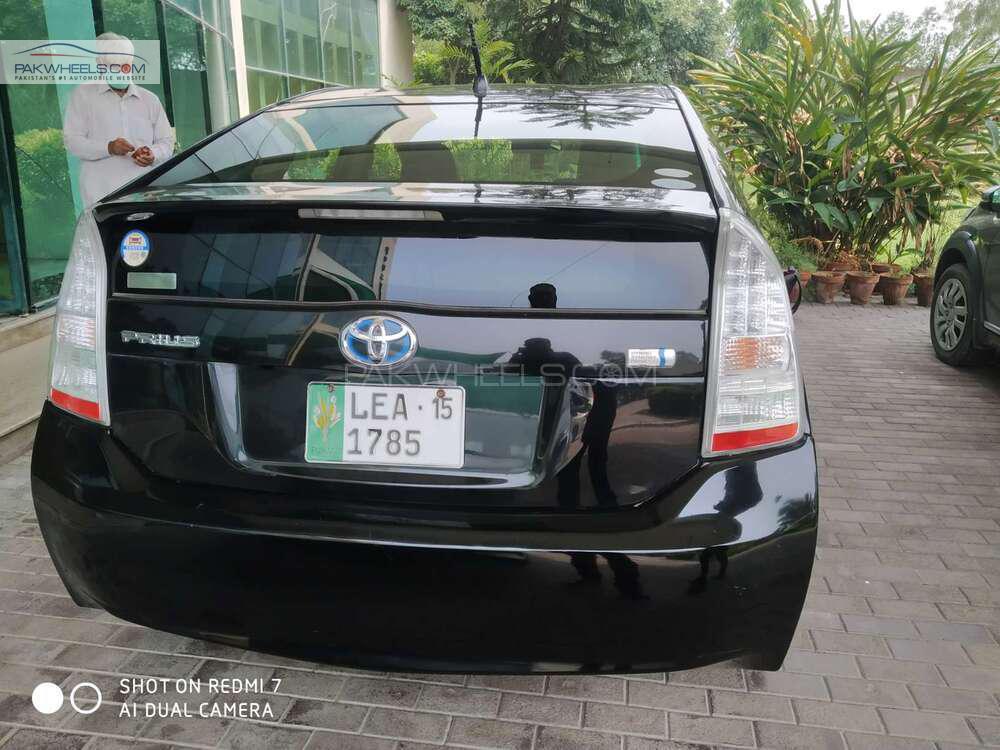 ٹویوٹا پریوس 2011 for Sale in لاہور ٹویوٹا پریوس 2011 for Sale in لاہور Image-2