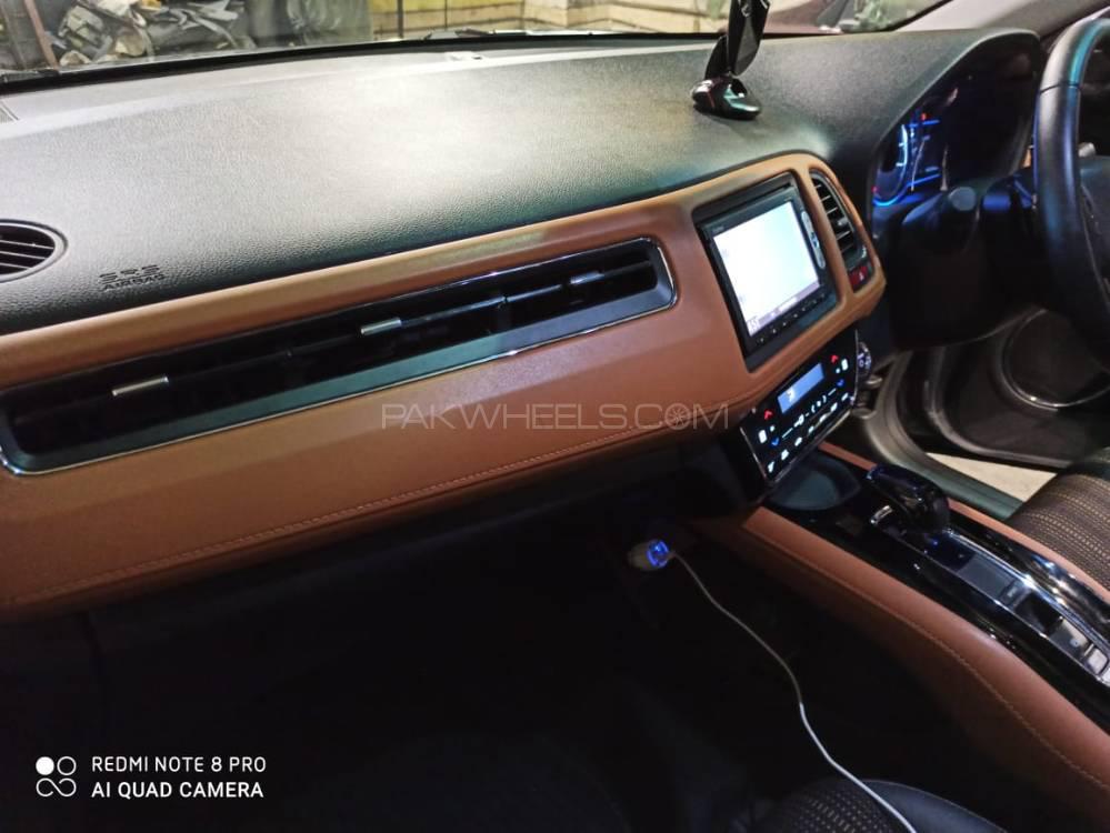 Honda Vezel 2014 for Sale in Islamabad Honda Vezel 2014 for Sale in Islamabad Image-10