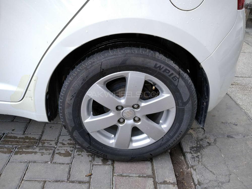 Suzuki Swift 2015 for Sale in Lahore Suzuki Swift 2015 for Sale in Lahore Image-8