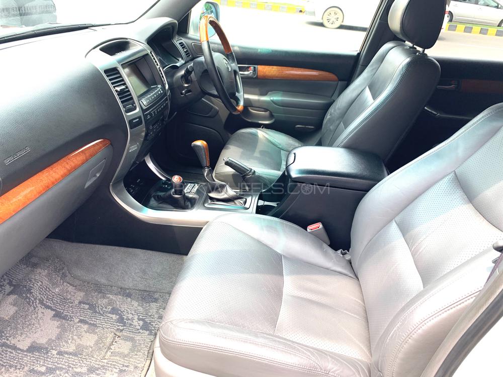 Toyota Prado 2004 for Sale in Lahore Toyota Prado 2004 for Sale in Lahore Image-8