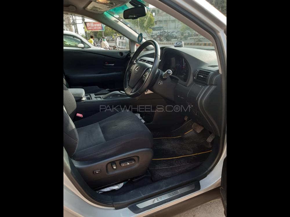 Lexus RX Series 2011 for Sale in Karachi Lexus RX Series 2011 for Sale in Karachi Image-9