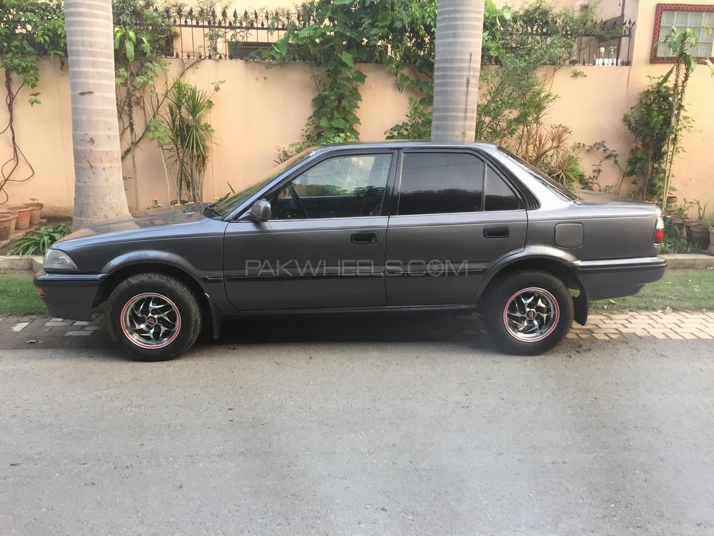 Toyota Corolla 1990 for Sale in Lahore Toyota Corolla 1990 for Sale in Lahore Image-4