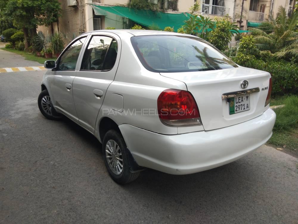 Toyota Platz 2004 for Sale in Lahore Toyota Platz 2004 for Sale in Lahore Image-3