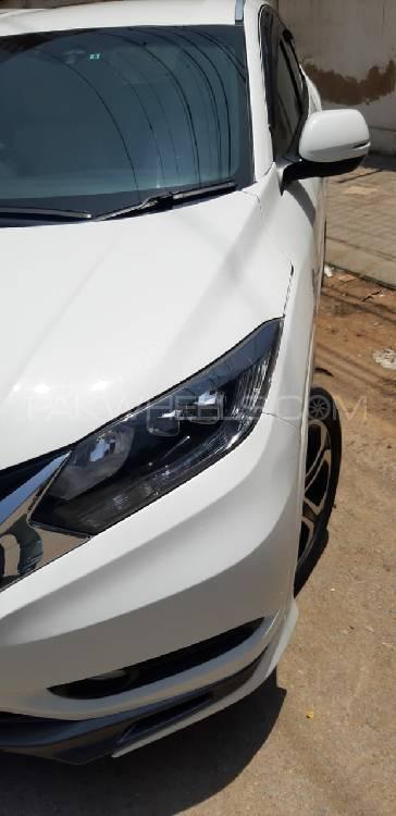 Honda Vezel 2015 for Sale in Karachi Honda Vezel 2015 for Sale in Karachi Image-9