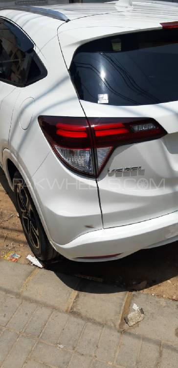 Honda Vezel 2015 for Sale in Karachi Honda Vezel 2015 for Sale in Karachi Image-8