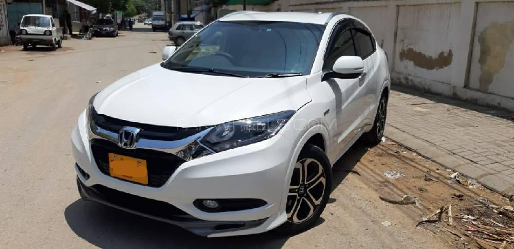 Honda Vezel 2015 for Sale in Karachi Honda Vezel 2015 for Sale in Karachi Image-2