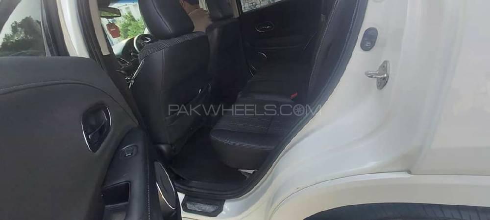 Honda Vezel 2014 for Sale in Lahore Honda Vezel 2014 for Sale in Lahore Image-8