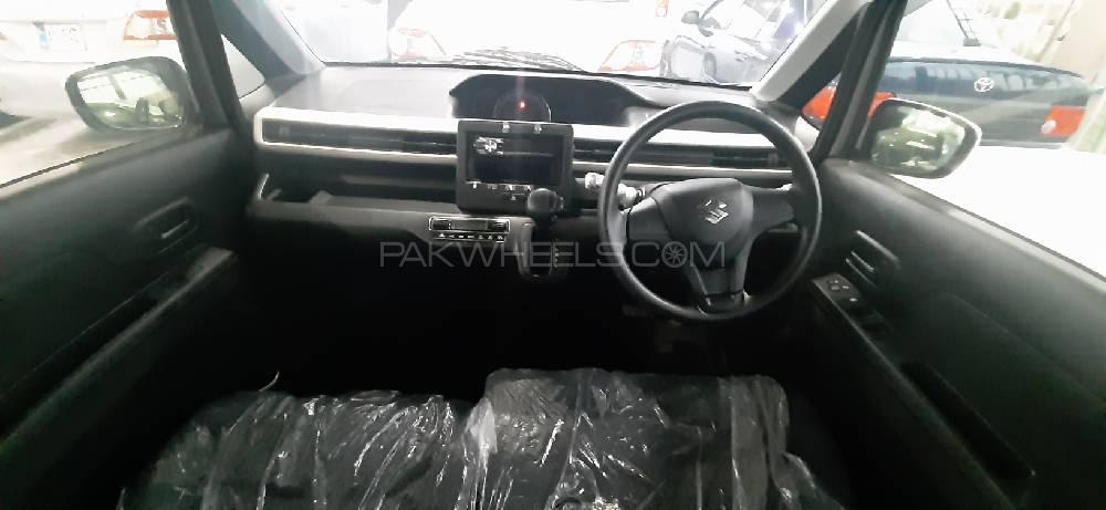 Suzuki Wagon R 2018 for Sale in Peshawar Suzuki Wagon R 2018 for Sale in Peshawar Image-3