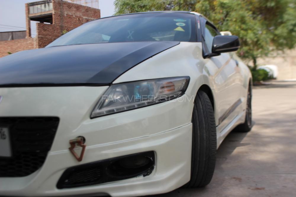 Honda CR-Z - 2011  Honda CR-Z - 2011  Image-3