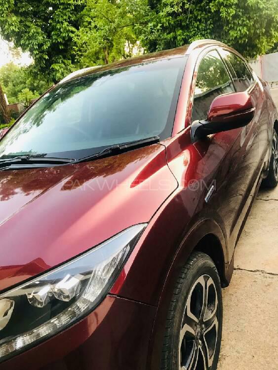 Honda Vezel 2014 for Sale in Islamabad Image-1