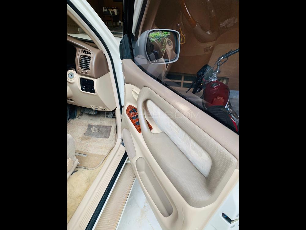 ٹویوٹا لینڈ کروزر 1998 for Sale in پشاور ٹویوٹا لینڈ کروزر 1998 for Sale in پشاور Image-8