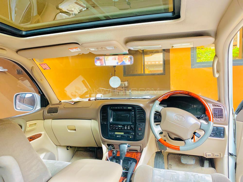 ٹویوٹا لینڈ کروزر 1998 for Sale in پشاور ٹویوٹا لینڈ کروزر 1998 for Sale in پشاور Image-10