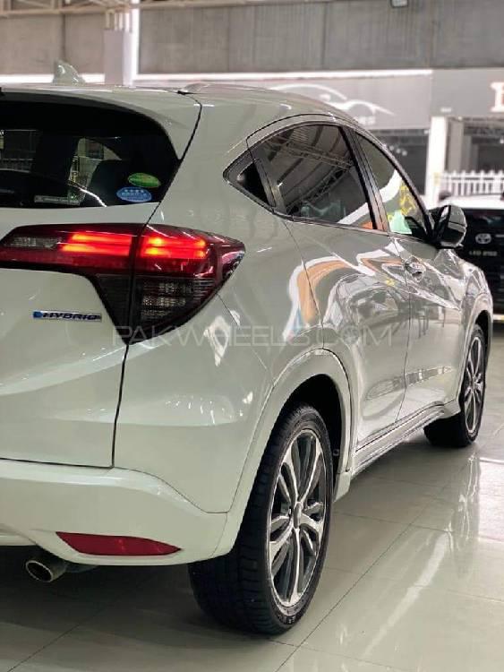 Honda Vezel 2018 for Sale in Peshawar Honda Vezel 2018 for Sale in Peshawar Image-4