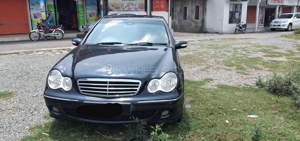 Mercedes Benz C Class 2006 for Sale in Swat Image-1