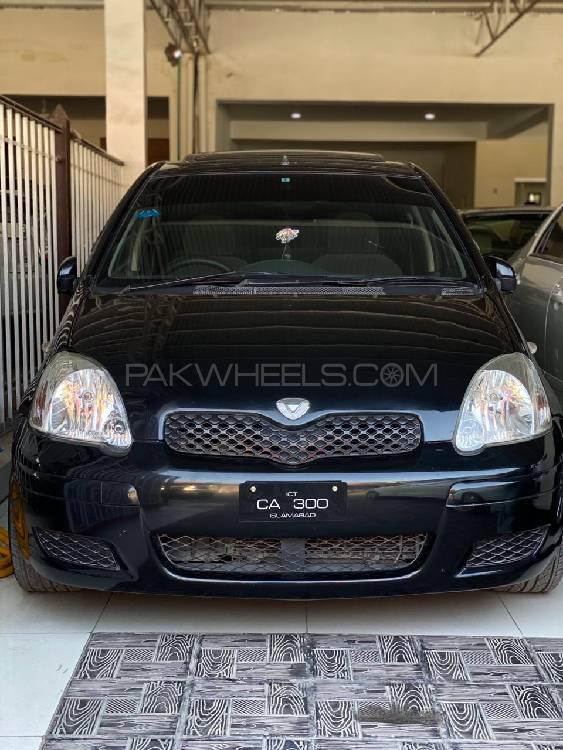 Toyota Vitz 2000 for Sale in Peshawar Image-1