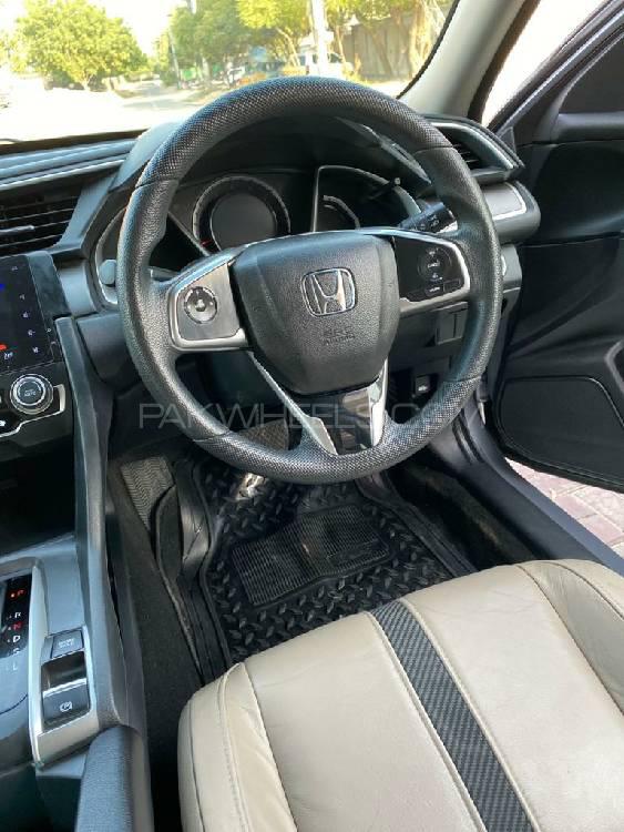 Honda Civic 2017 for Sale in Bahawalpur Honda Civic 2017 for Sale in Bahawalpur Image-10