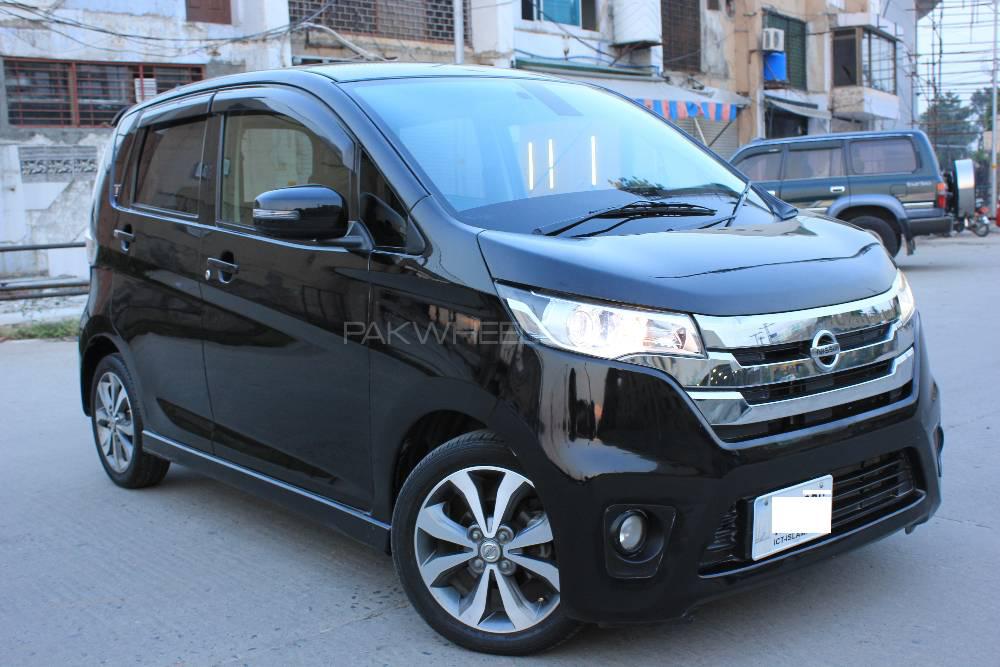 Nissan Dayz Highway Star 2015 for Sale in Islamabad Nissan Dayz Highway Star 2015 for Sale in Islamabad Image-15