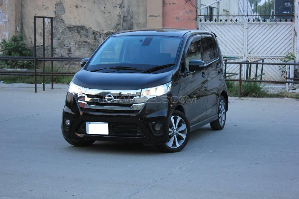 Nissan Dayz Highway Star 2015 for Sale in Islamabad Nissan Dayz Highway Star 2015 for Sale in Islamabad Image-19
