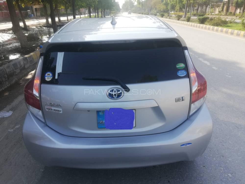 Toyota Aqua 2015 for Sale in Peshawar Toyota Aqua 2015 for Sale in Peshawar Image-10