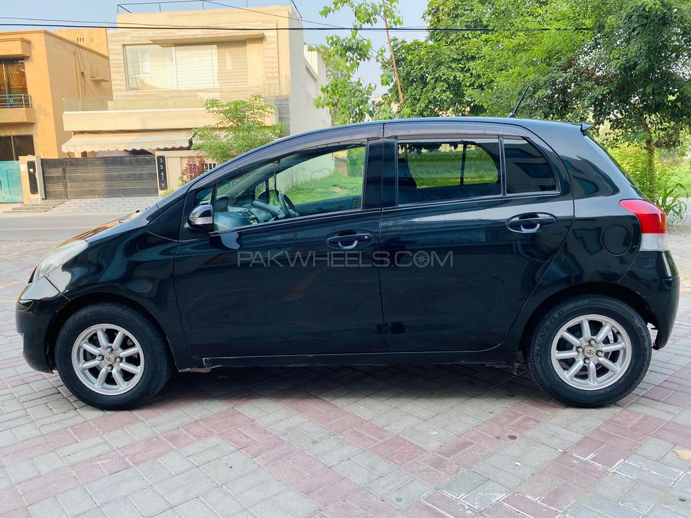 Toyota Vitz 2009 for Sale in Lahore Toyota Vitz 2009 for Sale in Lahore Image-7