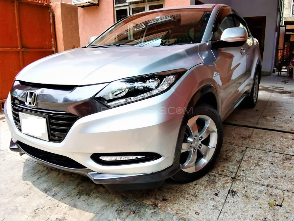 Honda vezel hybrid 2019