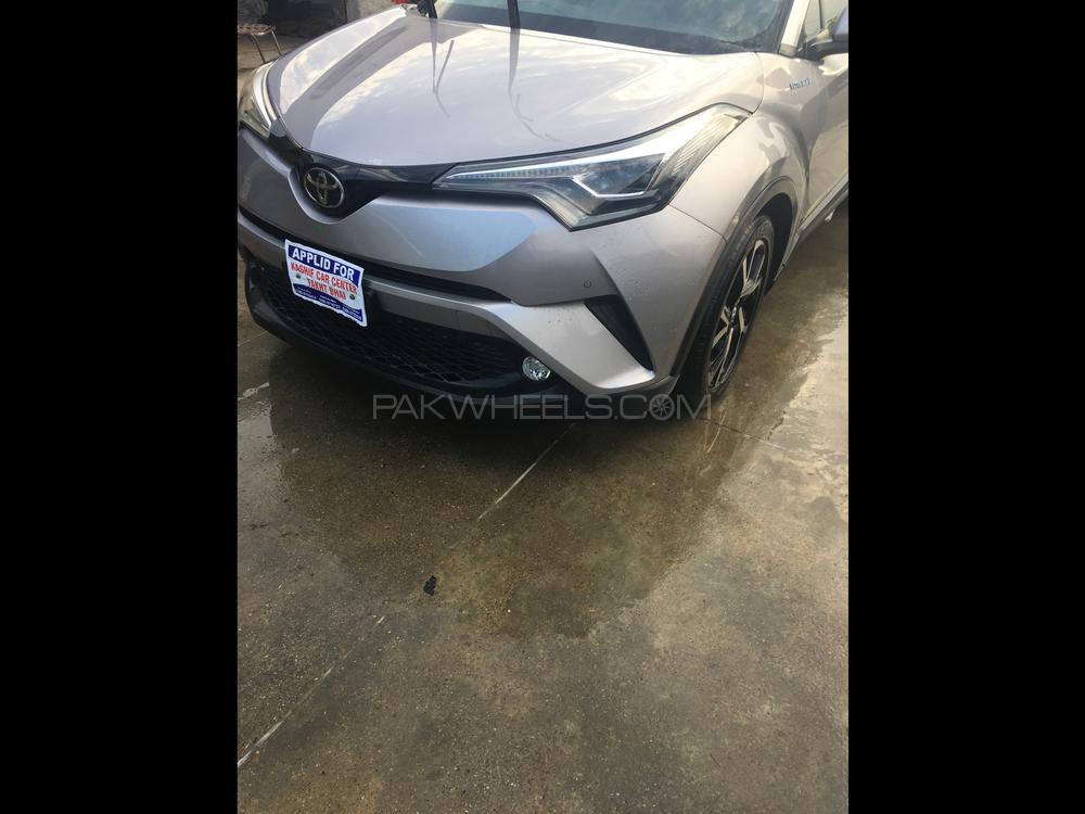 Toyota C-HR 2017 for Sale in Mardan Toyota C-HR 2017 for Sale in Mardan Image-3