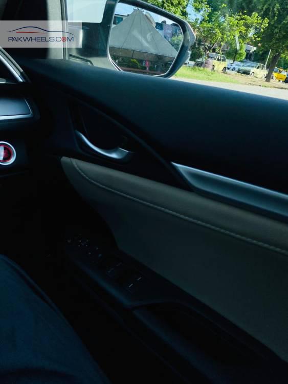 Honda Civic 2018 for Sale in Islamabad Honda Civic 2018 for Sale in Islamabad Image-13