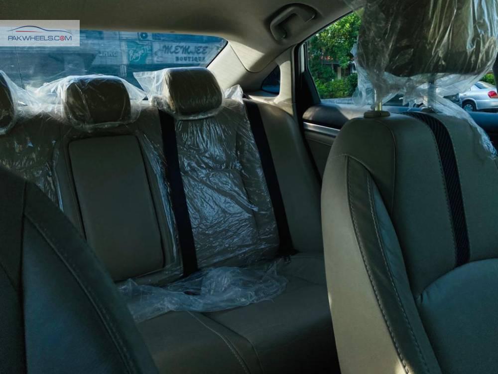 Honda Civic 2018 for Sale in Islamabad Honda Civic 2018 for Sale in Islamabad Image-14