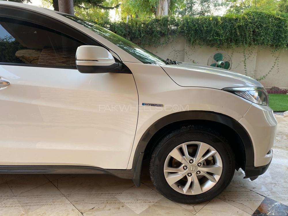 Honda Vezel 2014 for Sale in Islamabad Honda Vezel 2014 for Sale in Islamabad Image-4