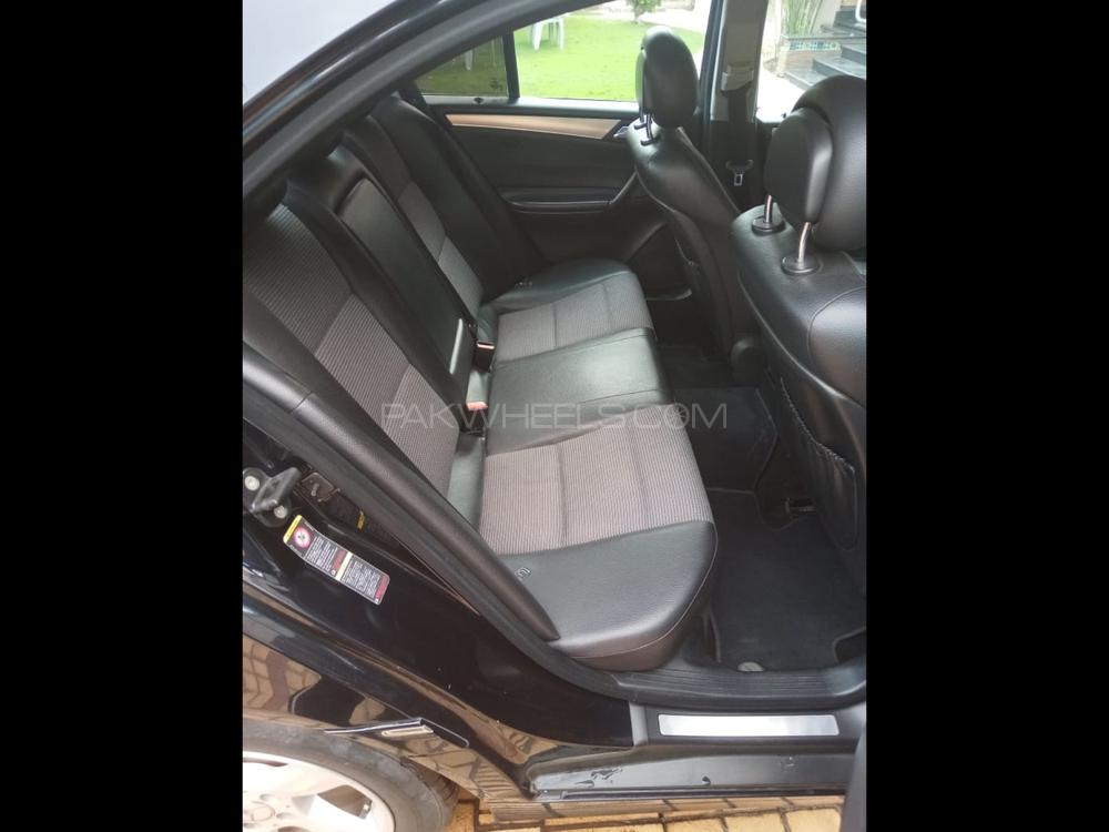 Mercedes Benz C Class 2004 for Sale in Lahore Mercedes Benz C Class 2004 for Sale in Lahore Image-10