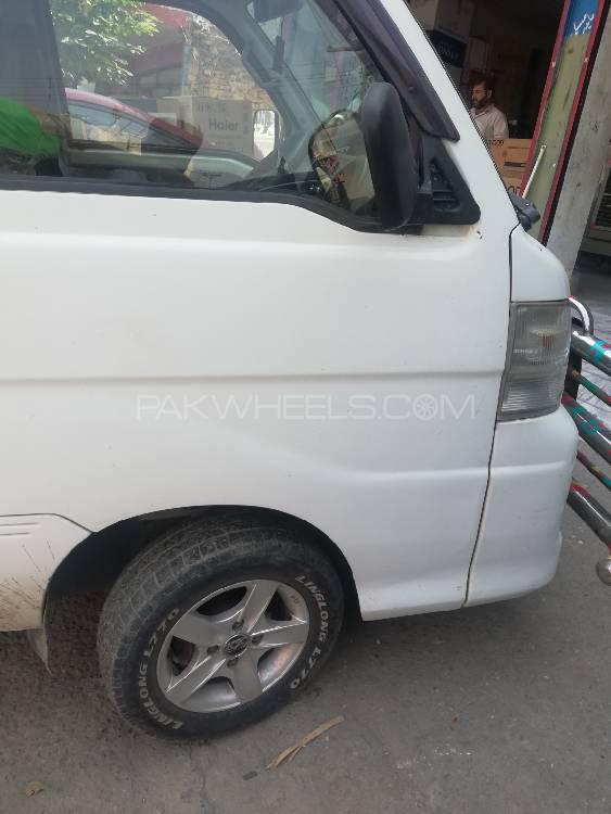 Daihatsu Hijet 2011 for Sale in Dargai Image-1