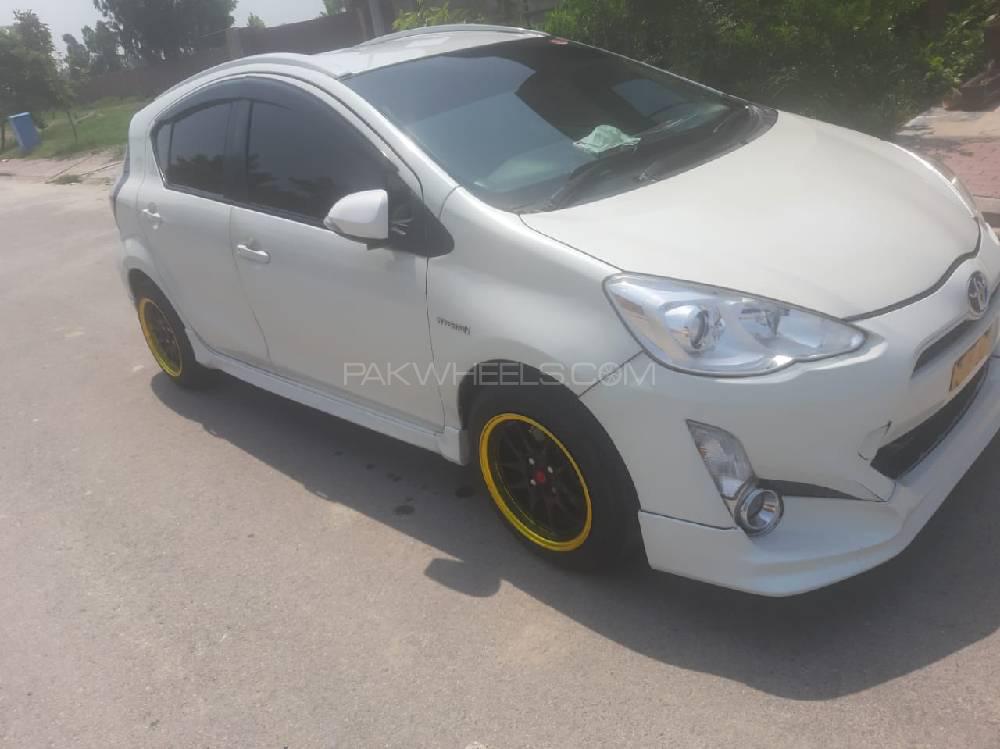 Toyota Aqua 2016 for Sale in Lahore Toyota Aqua 2016 for Sale in Lahore Image-4