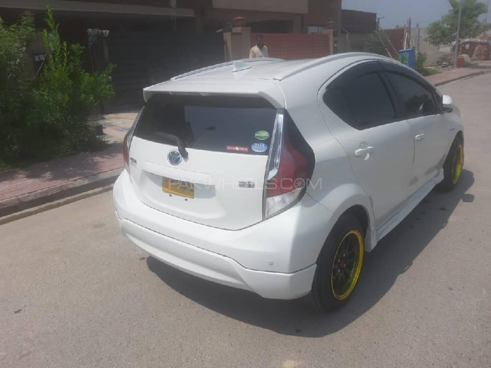 Toyota Aqua 2016 for Sale in Lahore Toyota Aqua 2016 for Sale in Lahore Image-5