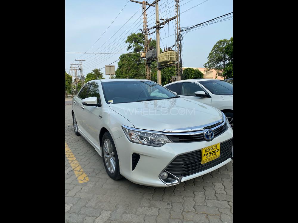 Toyota Camry 2015 for Sale in Lahore Image-1
