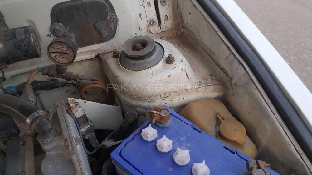 Suzuki Mehran 2004 for Sale in Peshawar Suzuki Mehran 2004 for Sale in Peshawar Image-5