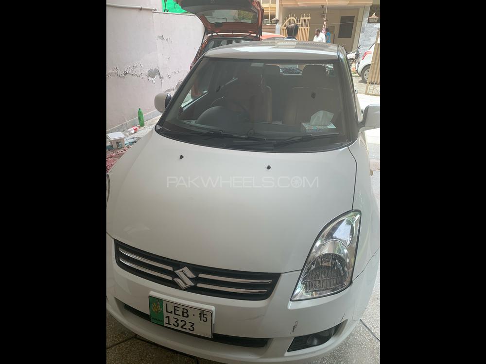 Suzuki Swift 2015 for Sale in Lahore Image-1