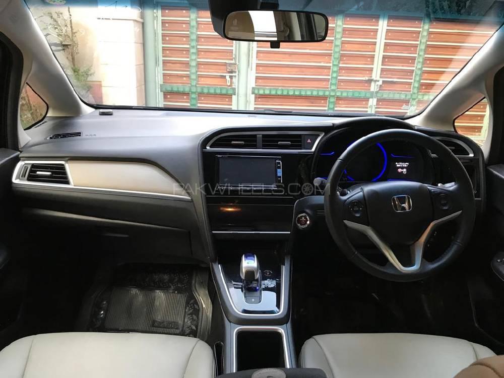 Honda Fit 2015 for Sale in Islamabad Honda Fit 2015 for Sale in Islamabad Image-3